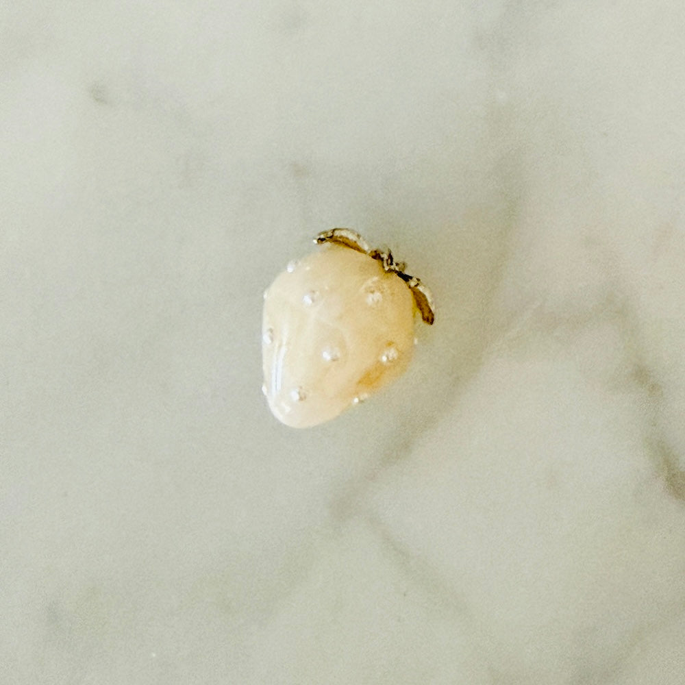 Ichigo White Pearl Strawberry Charm (SURPRISE) JAPAN