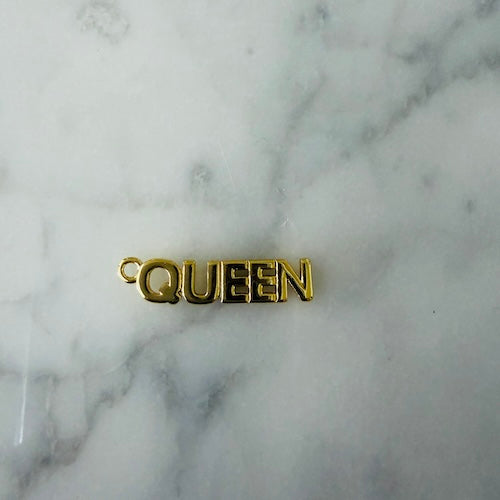 QUEEN Charm (SURPRISE)