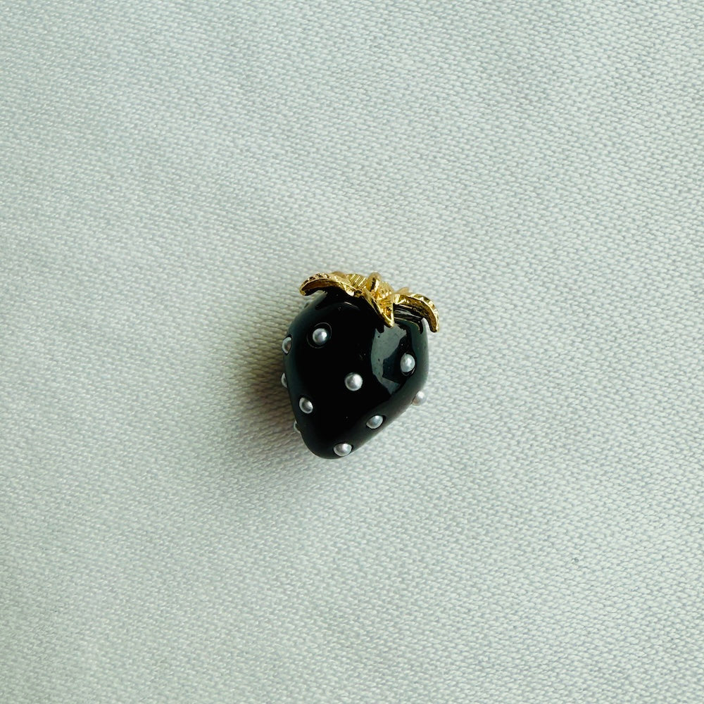 Black Strawberry Charm - JAPAN DROP (SURPRISE)