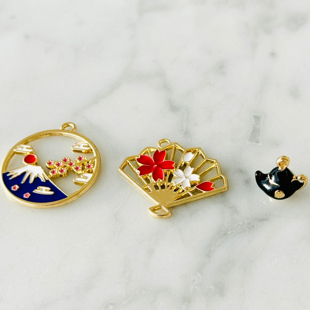 Mount Fuji Charm (SURPRISE)